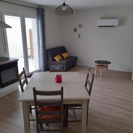 Apartamento Le Logis De Suzac Les Mathes Exterior foto