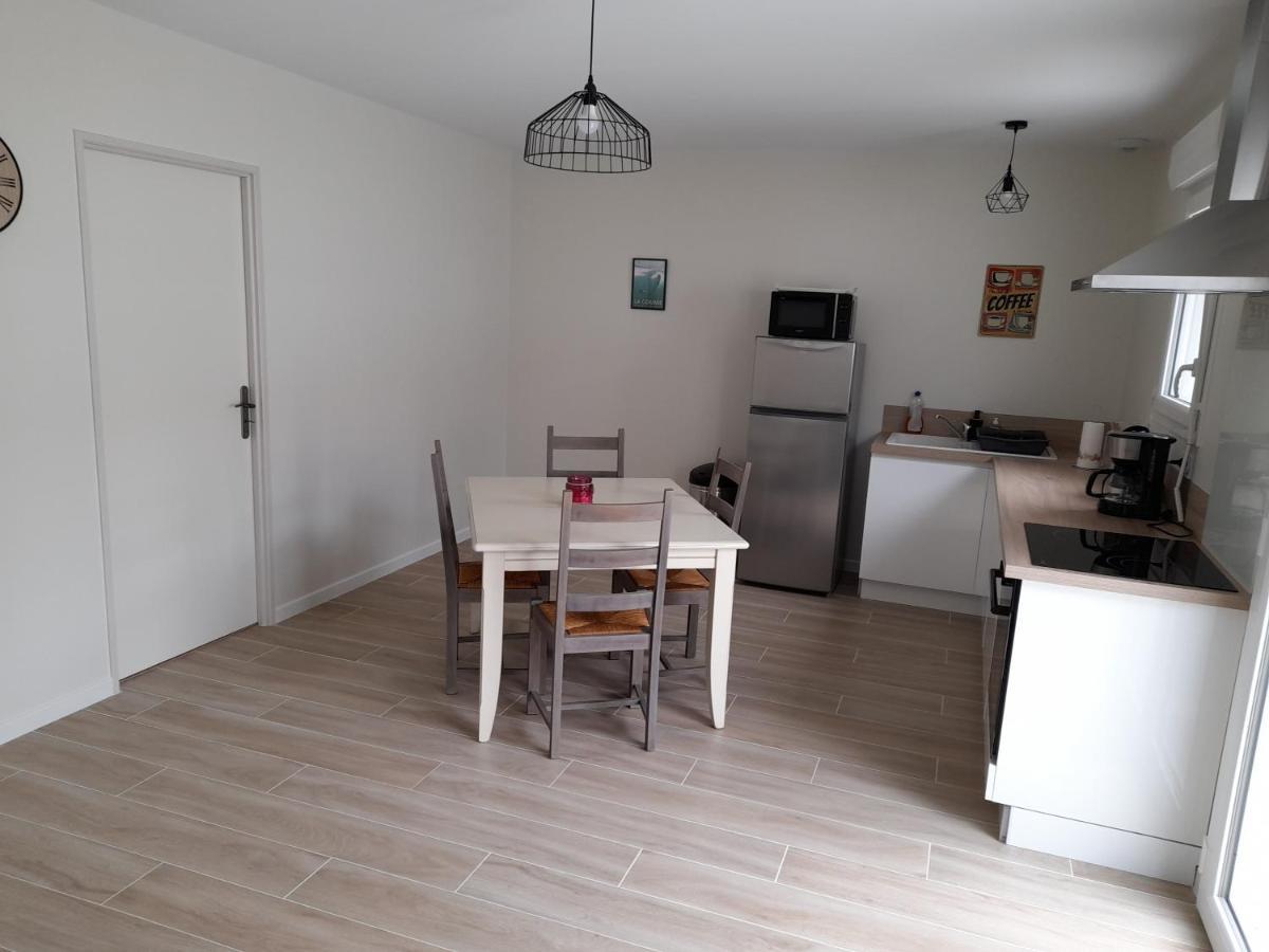 Apartamento Le Logis De Suzac Les Mathes Exterior foto