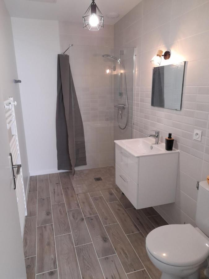 Apartamento Le Logis De Suzac Les Mathes Exterior foto